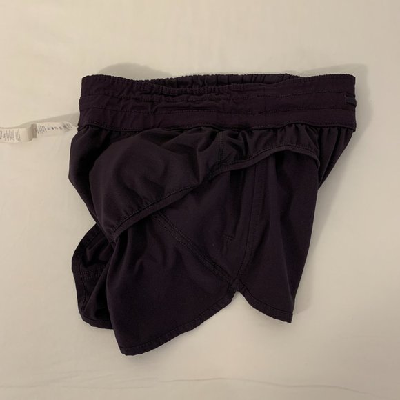 Lululemon Tracker Short V Pelt Size 6 - Picture 10 of 15